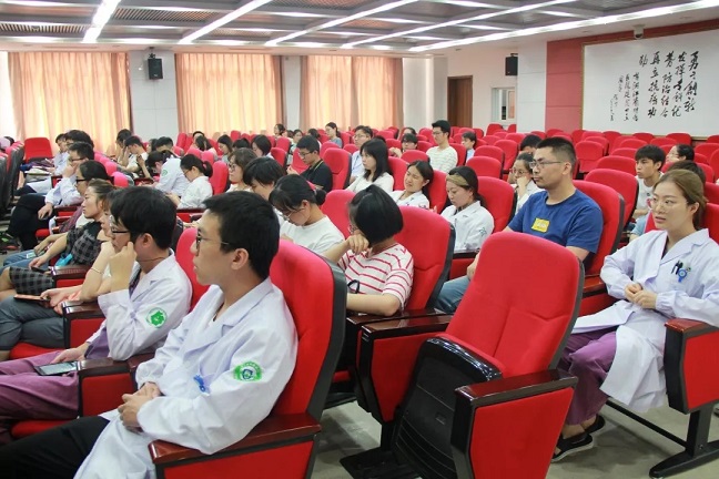 2018级见面会二.jpg 2018级见面会二.jpg