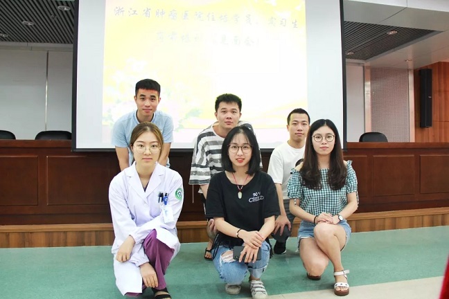 2018级见面会五.jpg 2018级见面会五.jpg