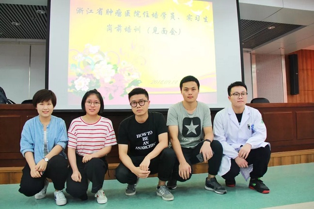 2018级见面会七.jpg 2018级见面会七.jpg