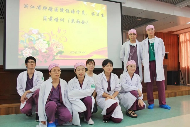 2018级见面会八.jpg 2018级见面会八.jpg