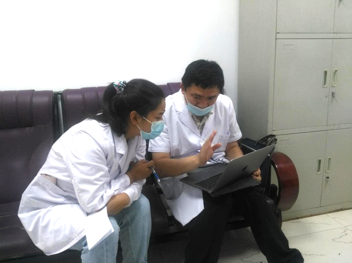 刘冠1.jpg 刘冠1.jpg